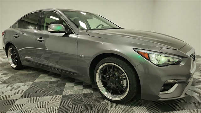 Vehicle image 3 of 25