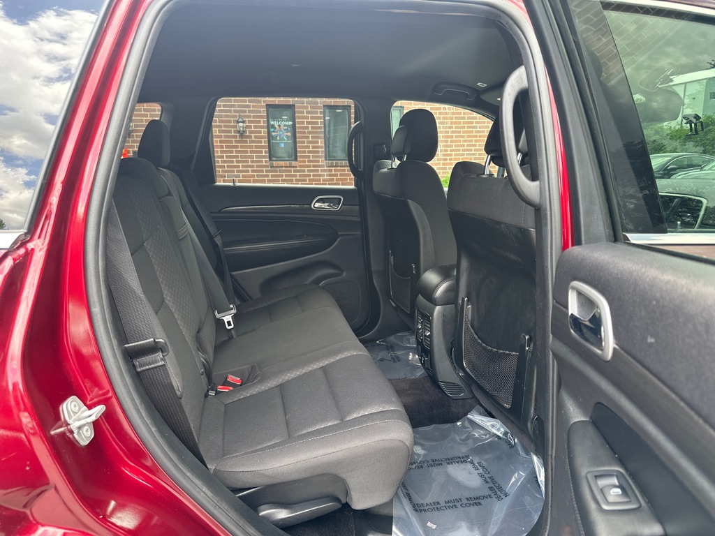 Vehicle image 16 of 55