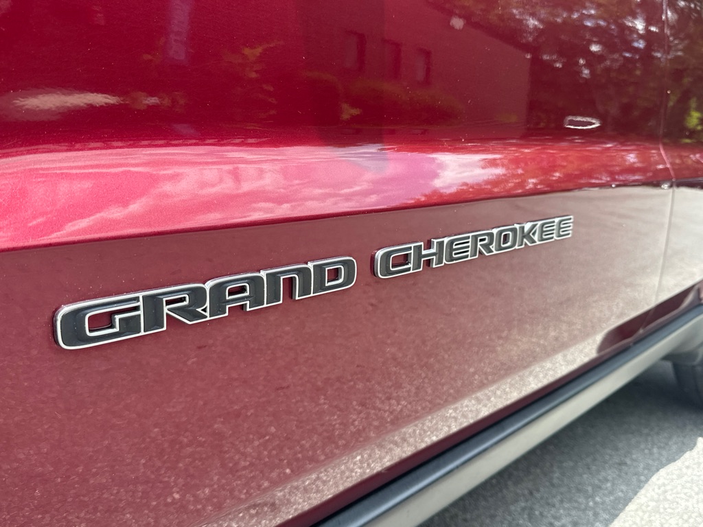 Vehicle image 38 of 55