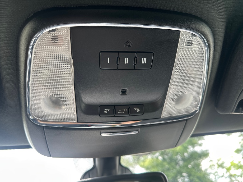 Vehicle image 43 of 55