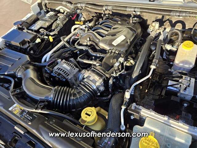 2018 Jeep Wrangler JK Unlimited Sahara Image 8 of 34