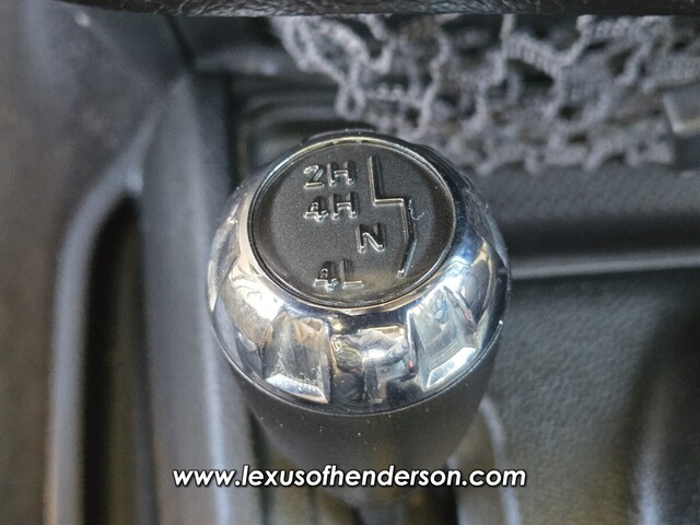 2018 Jeep Wrangler JK Unlimited Sahara Image 29 of 34