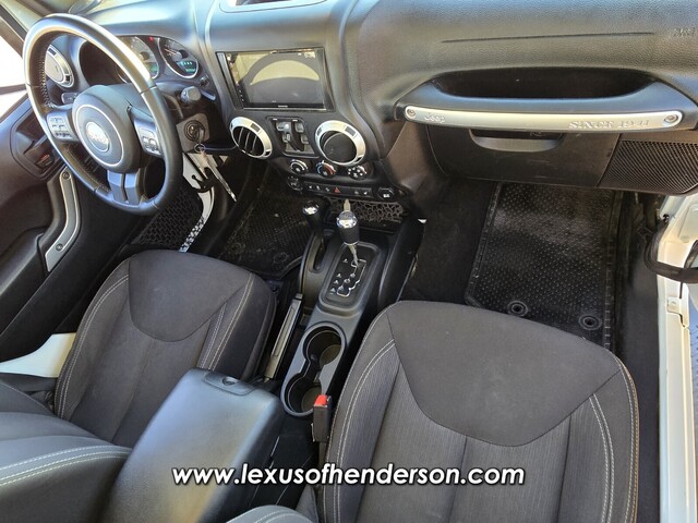 2018 Jeep Wrangler JK Unlimited Sahara Image 16 of 34