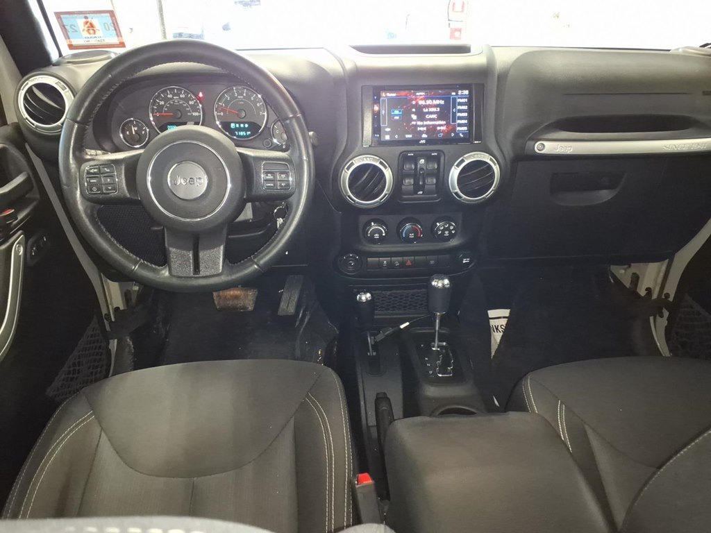 2018 Jeep Wrangler JK Unlimited Sahara Image 12 of 23