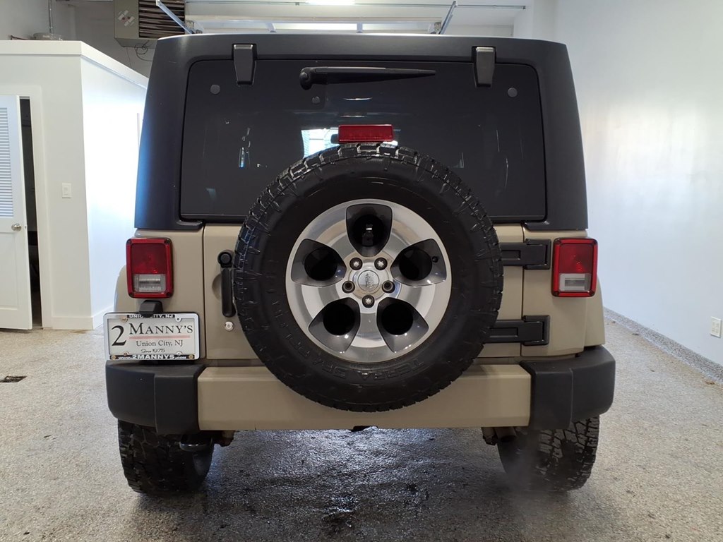 2018 Jeep Wrangler JK Unlimited Sahara Image 8 of 23