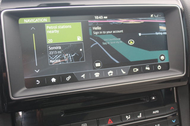 2018 Jaguar F-Pace 25t Prestige Image 19 of 29