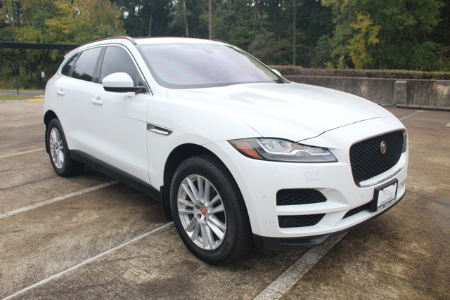 2018 Jaguar F-Pace 25t Prestige Image 3 of 29