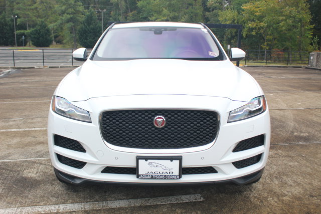 2018 Jaguar F-Pace 25t Prestige Image 2 of 29