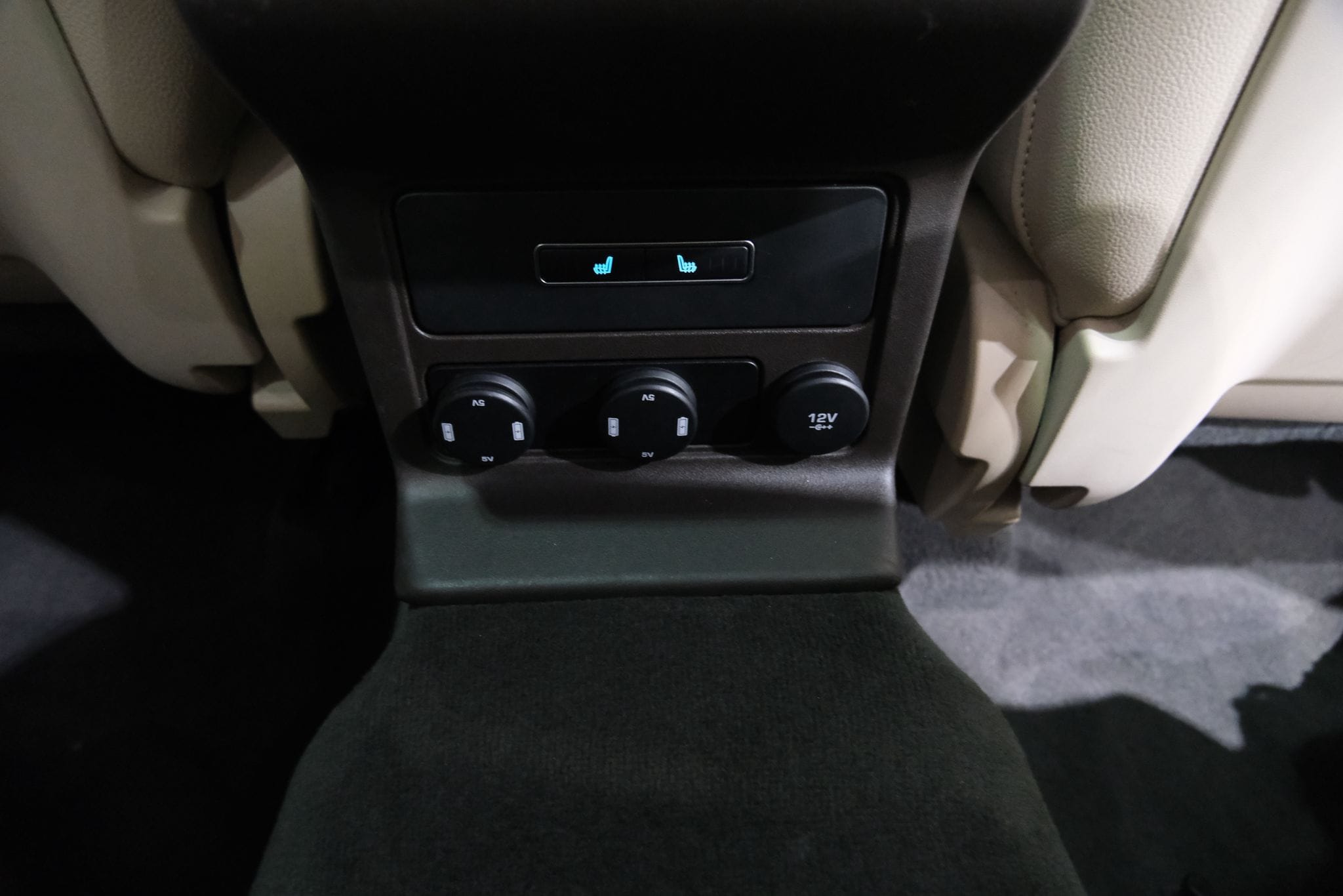 2018 Jaguar F-Pace 25t Prestige Image 38 of 41