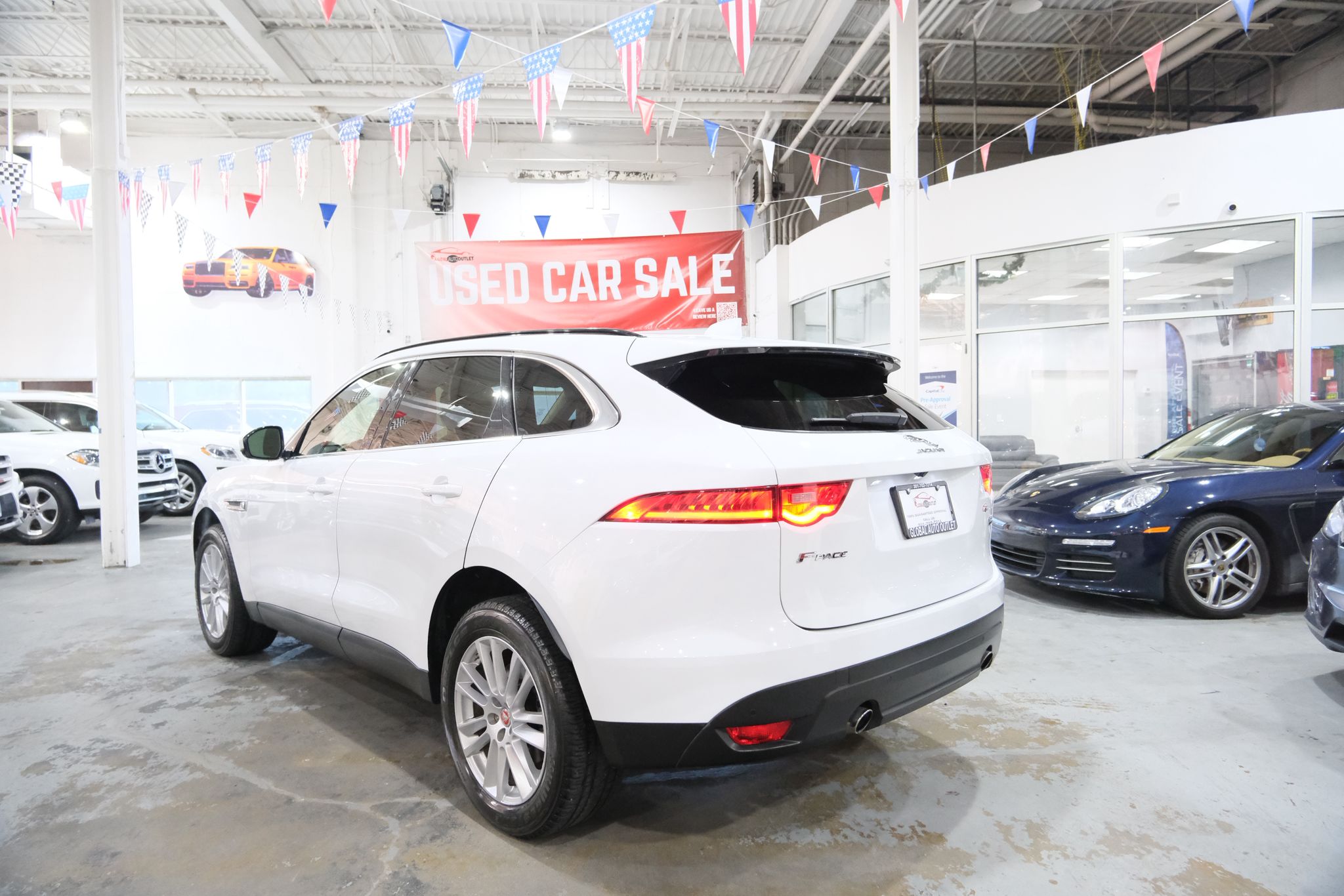 2018 Jaguar F-Pace 25t Prestige Image 6 of 41