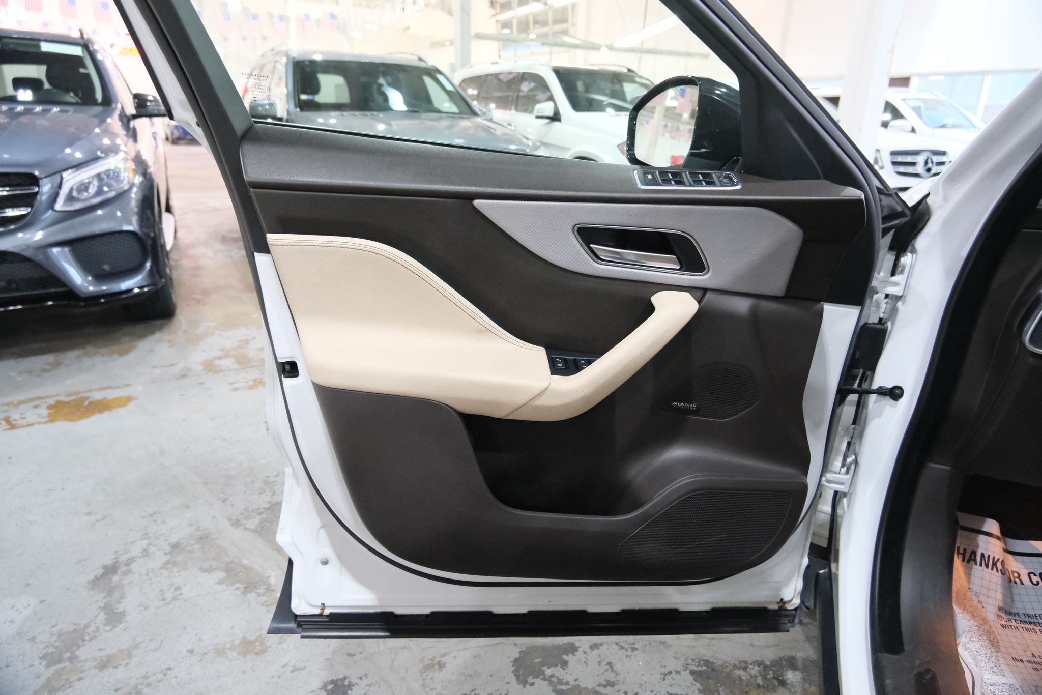 2018 Jaguar F-Pace 25t Prestige Image 40 of 41