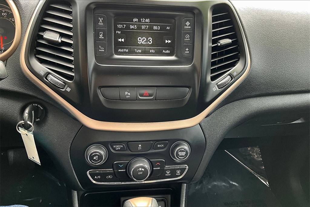 2018 Jeep Cherokee Latitude Image 20 of 28