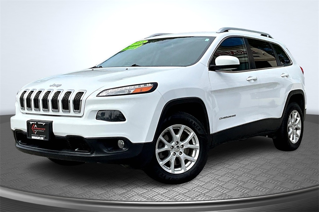 2018 Jeep Cherokee Latitude Image 1 of 28