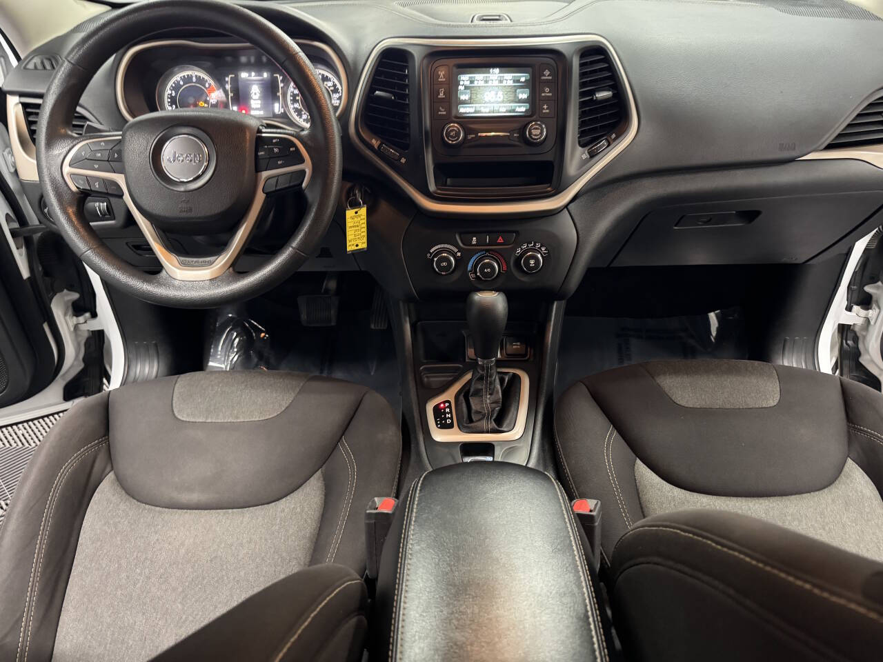 Vehicle image 39 of 59