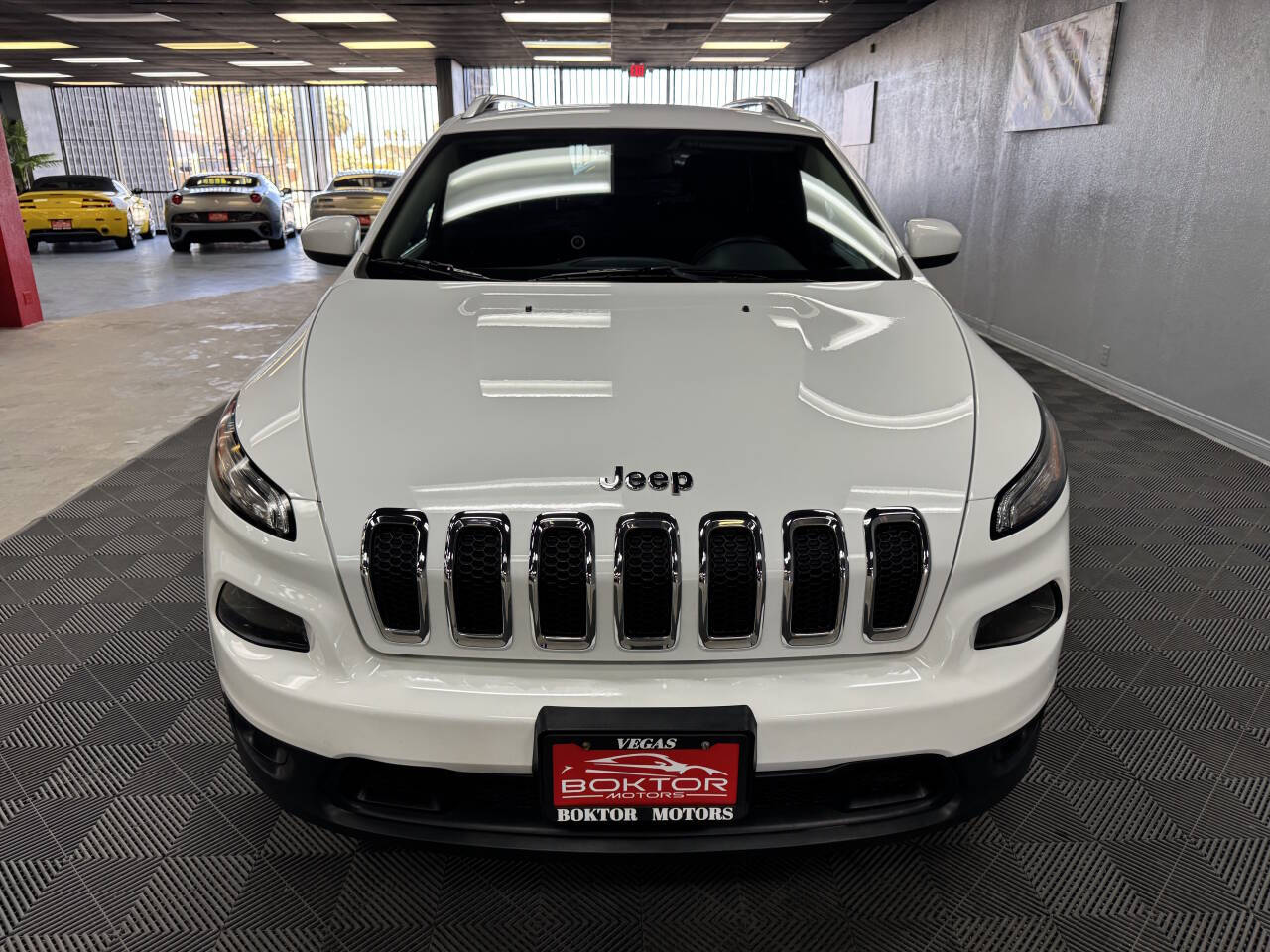 Vehicle image 15 of 59