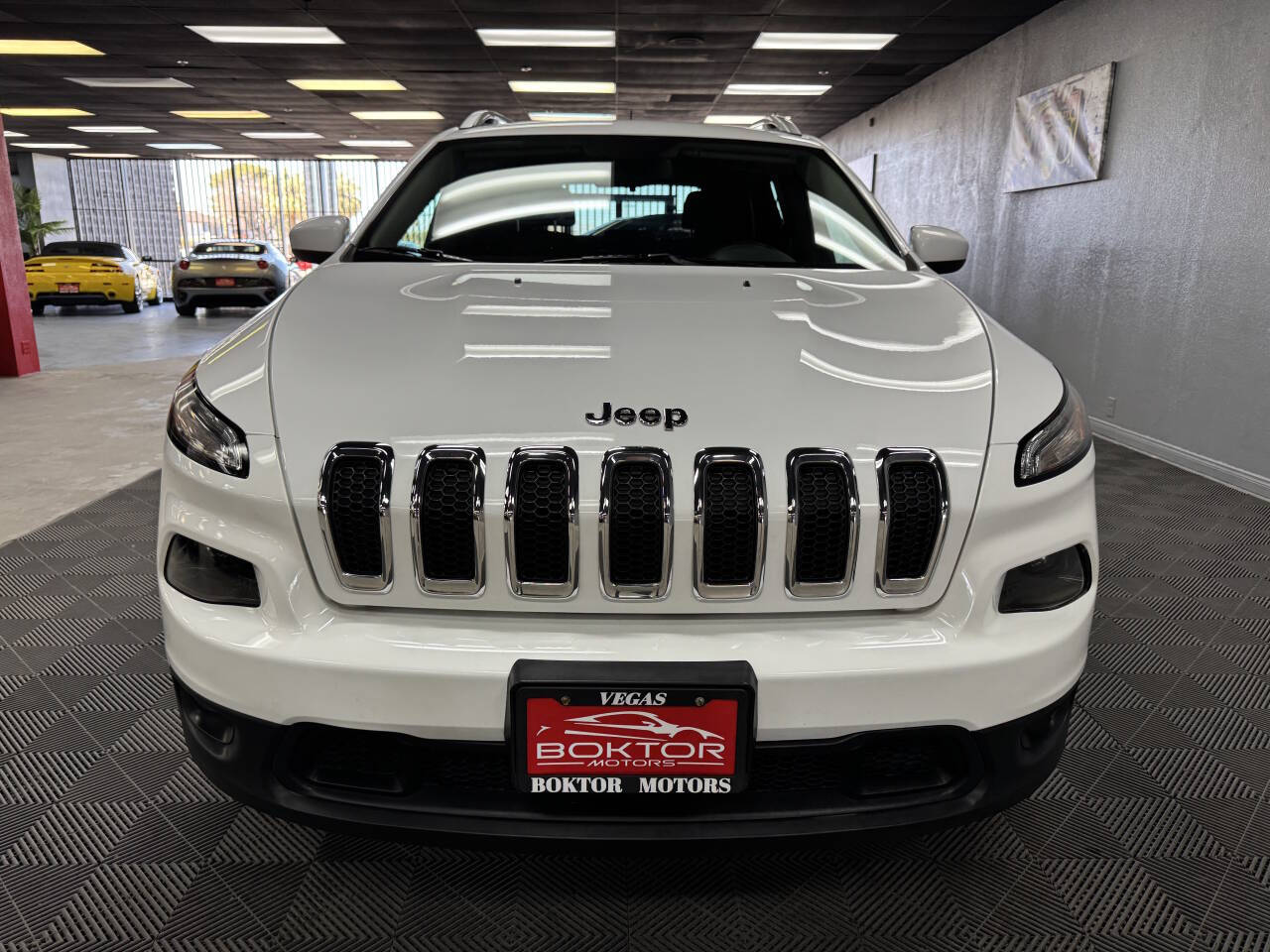 Vehicle image 3 of 59