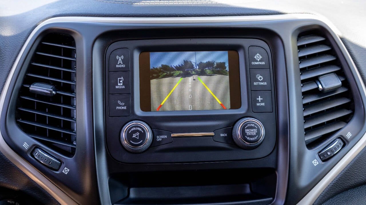 Vehicle image 27 of 27
