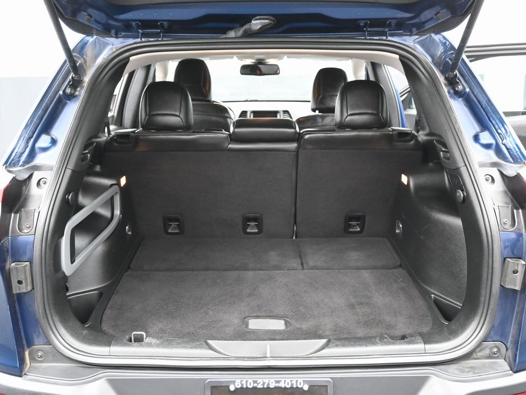 2018 Jeep Cherokee Latitude Plus Image 25 of 53