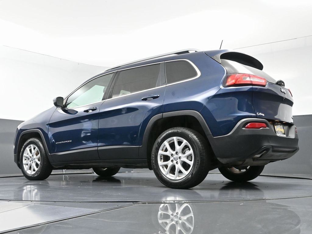 2018 Jeep Cherokee Latitude Plus Image 17 of 53