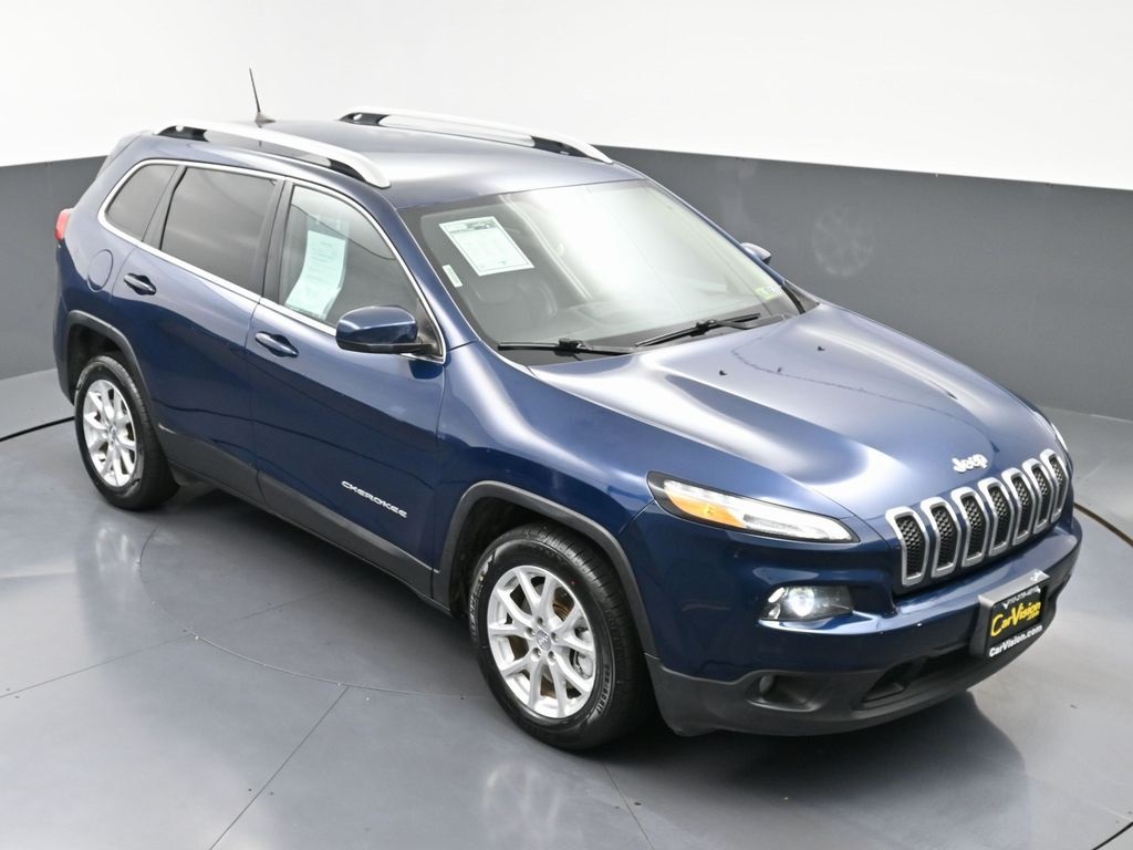 2018 Jeep Cherokee Latitude Plus Image 6 of 53