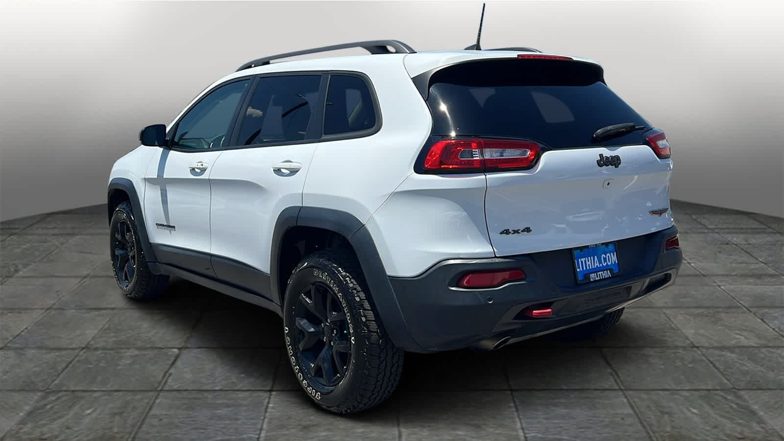 Vehicle image 7 of 30