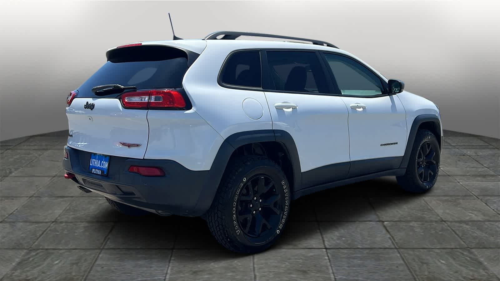Vehicle image 5 of 30