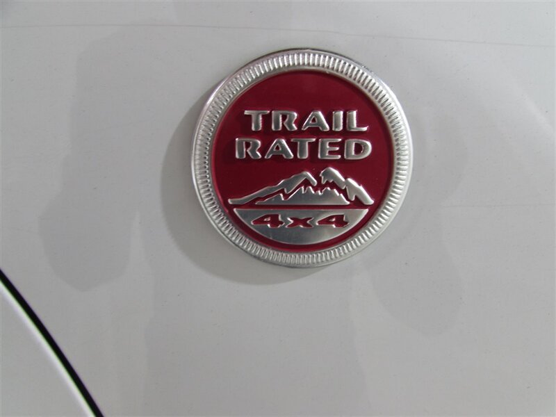 Vehicle image 20 of 29