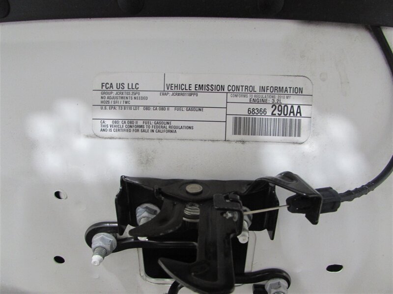 Vehicle image 9 of 29