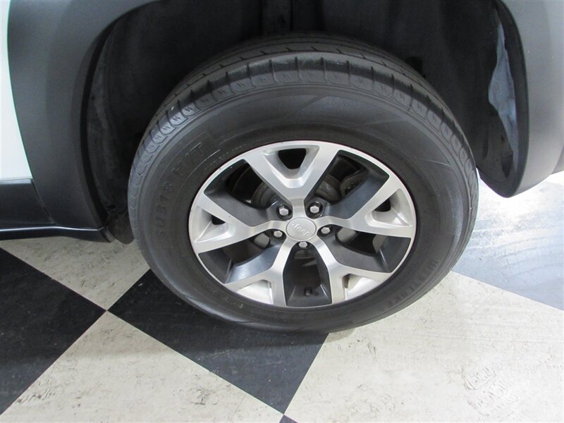 Vehicle image 29 of 29