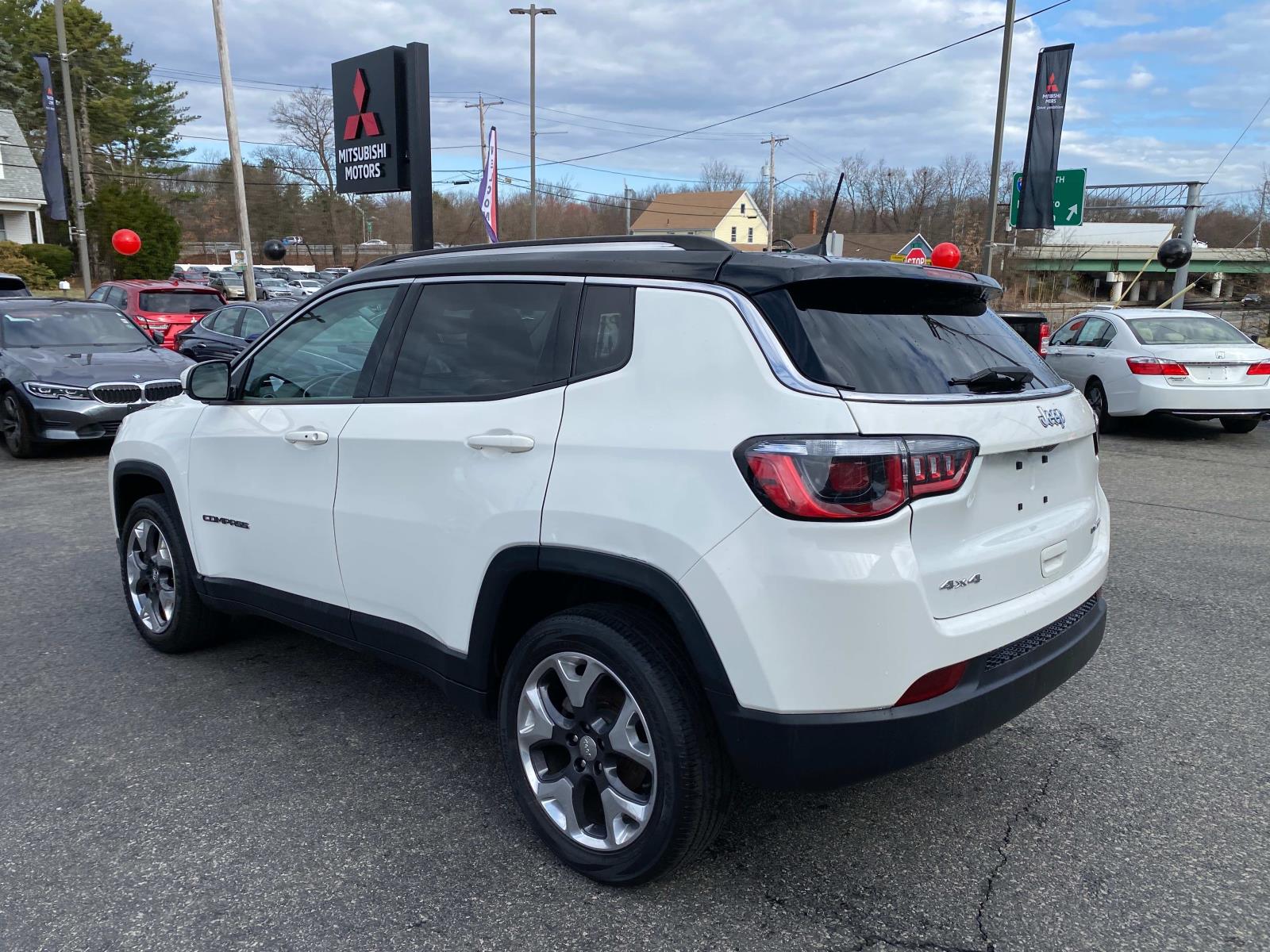 Vehicle image 6 of 29
