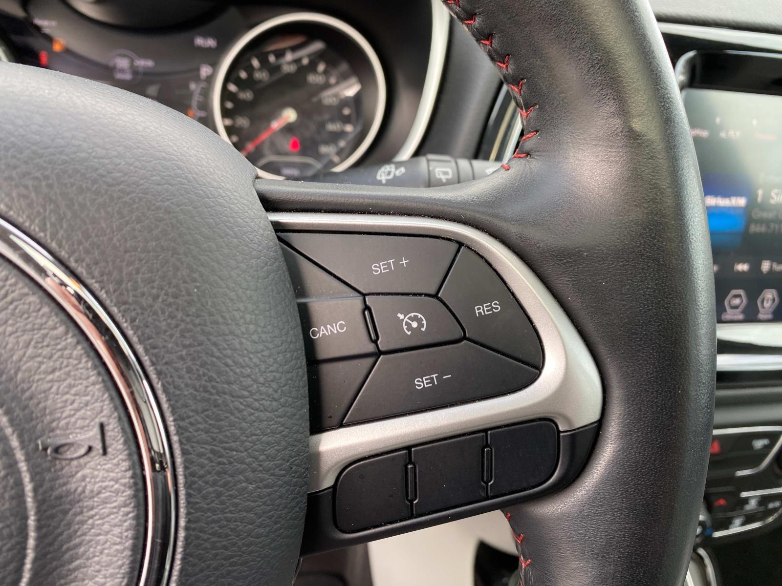Vehicle image 19 of 29