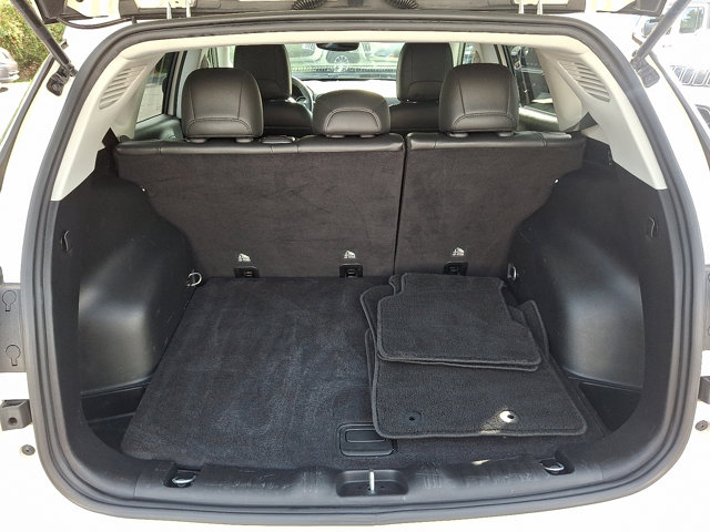 2018 Jeep Compass Latitude Image 10 of 30