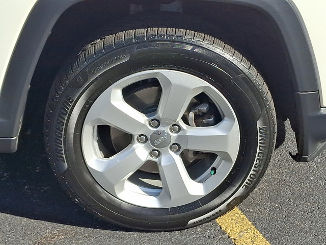 2018 Jeep Compass Latitude Image 9 of 30