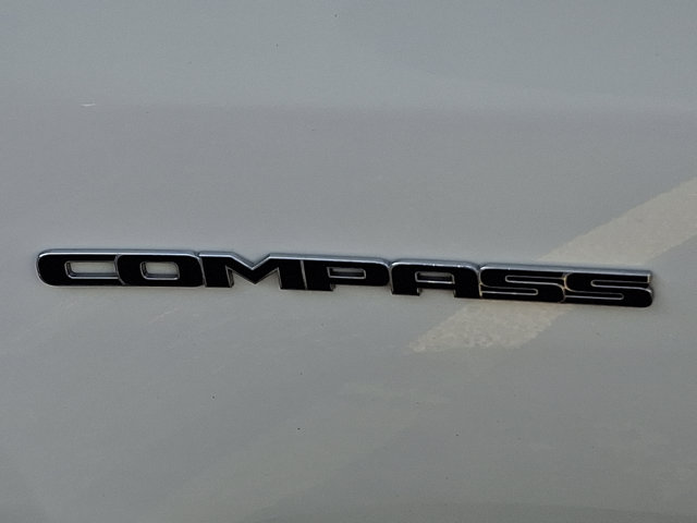 2018 Jeep Compass Latitude Image 30 of 30