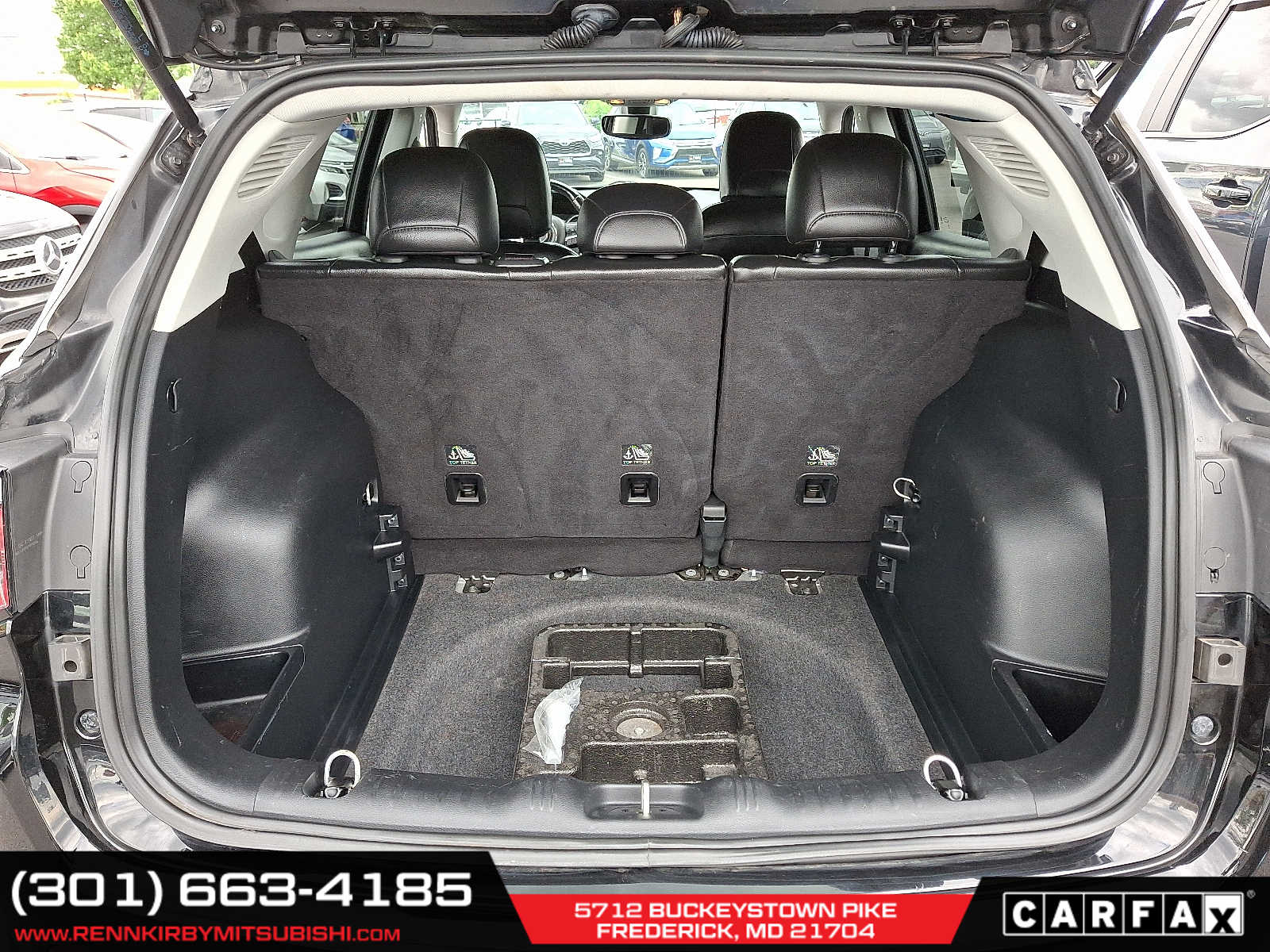 Vehicle image 26 of 30