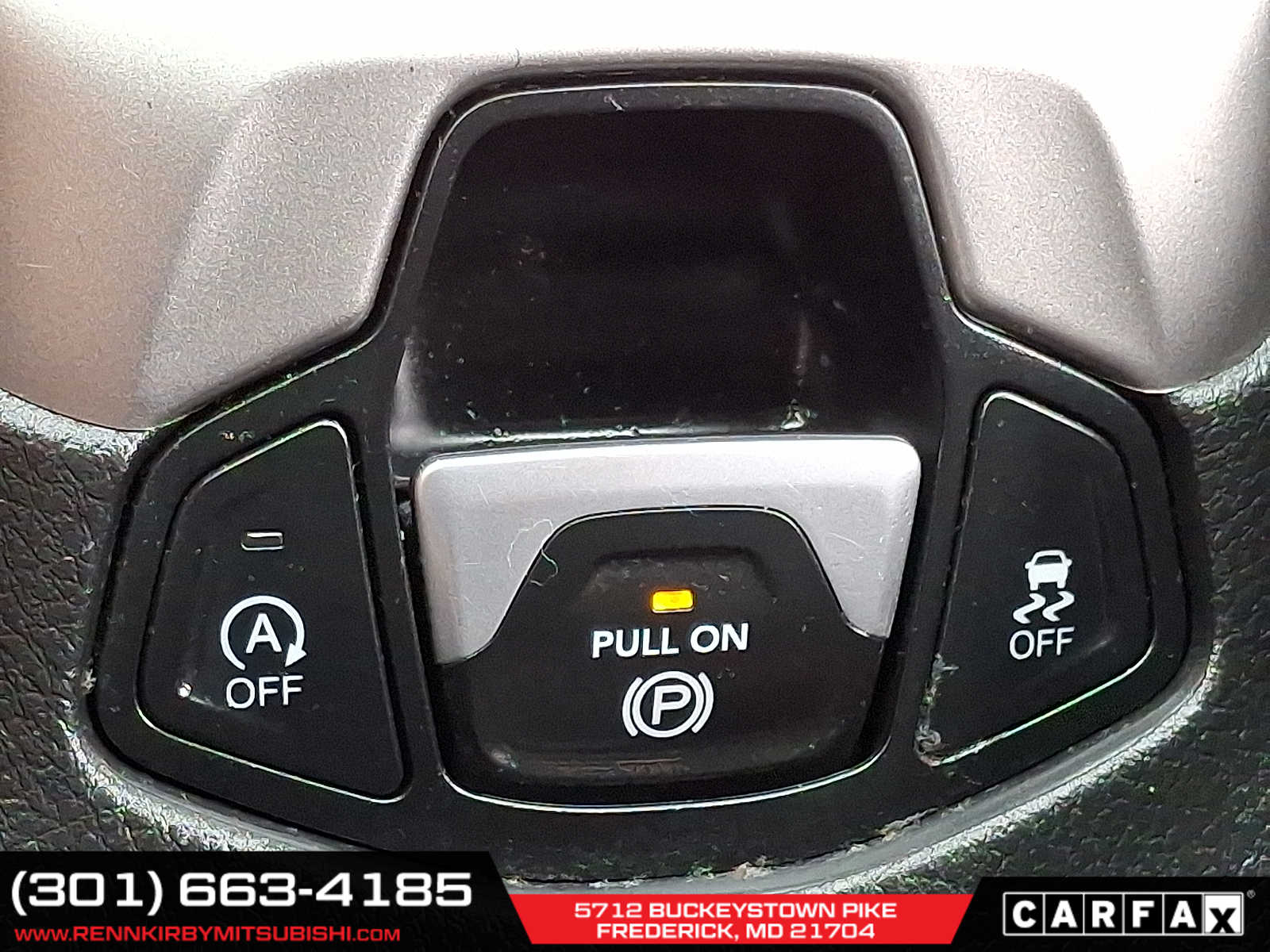Vehicle image 21 of 30