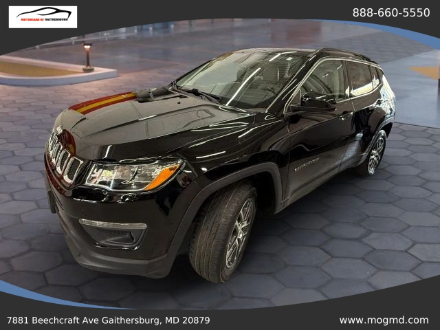 2018 Jeep Compass Latitude Image 3 of 18