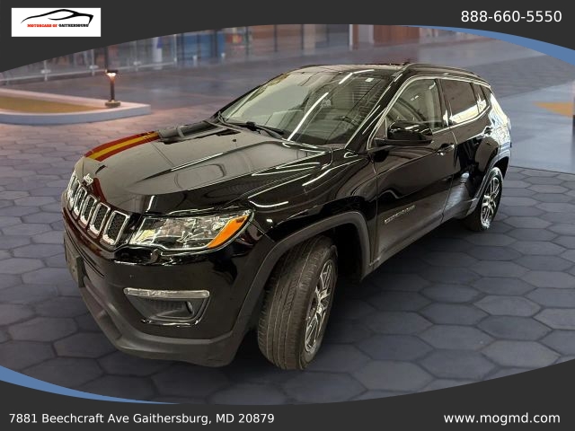 2018 Jeep Compass Latitude Image 1 of 18