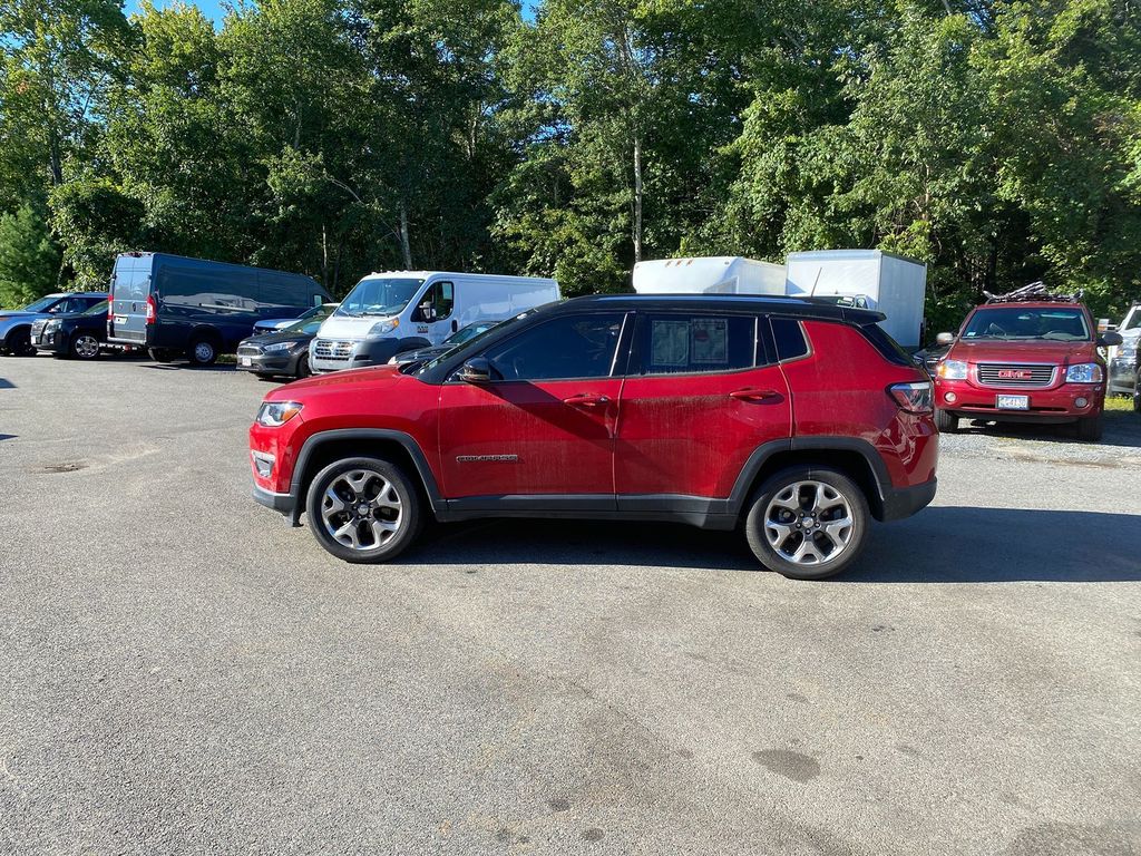 2018 Jeep Compass Limited Image 7 of 12