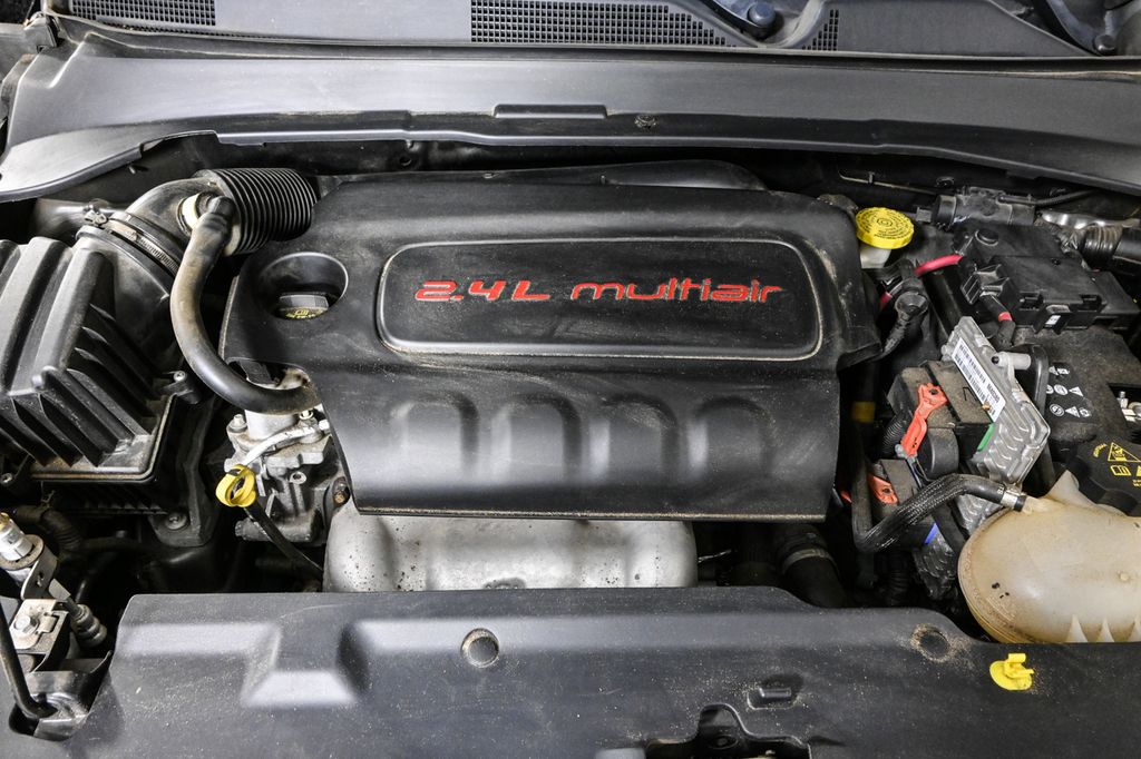 2018 Jeep Compass Limited Image 11 of 38