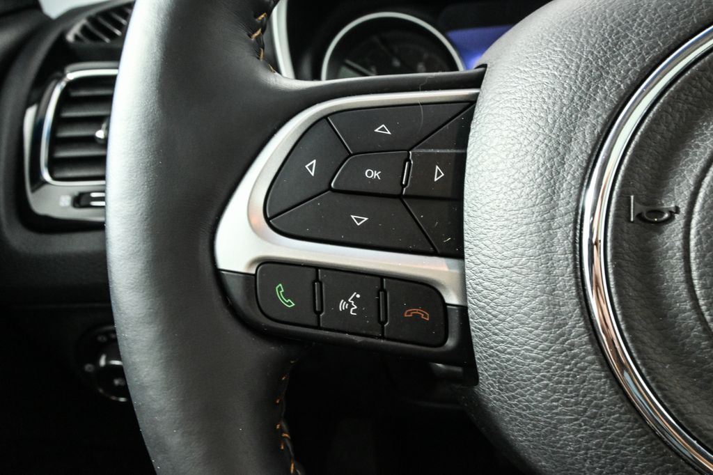 2018 Jeep Compass Limited Image 34 of 38