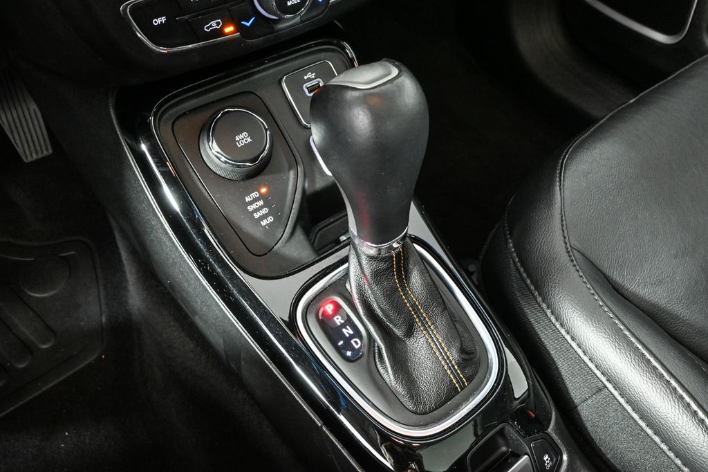 2018 Jeep Compass Limited Image 29 of 38