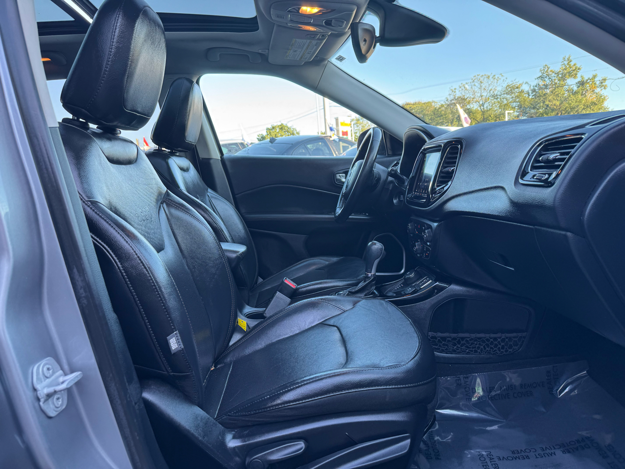 2018 Jeep Compass Limited Image 25 of 59