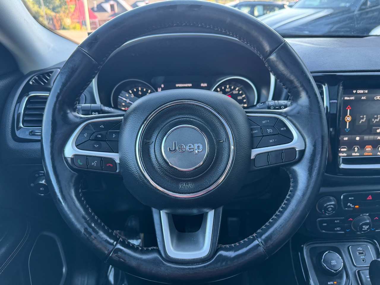 2018 Jeep Compass Limited Image 34 of 59