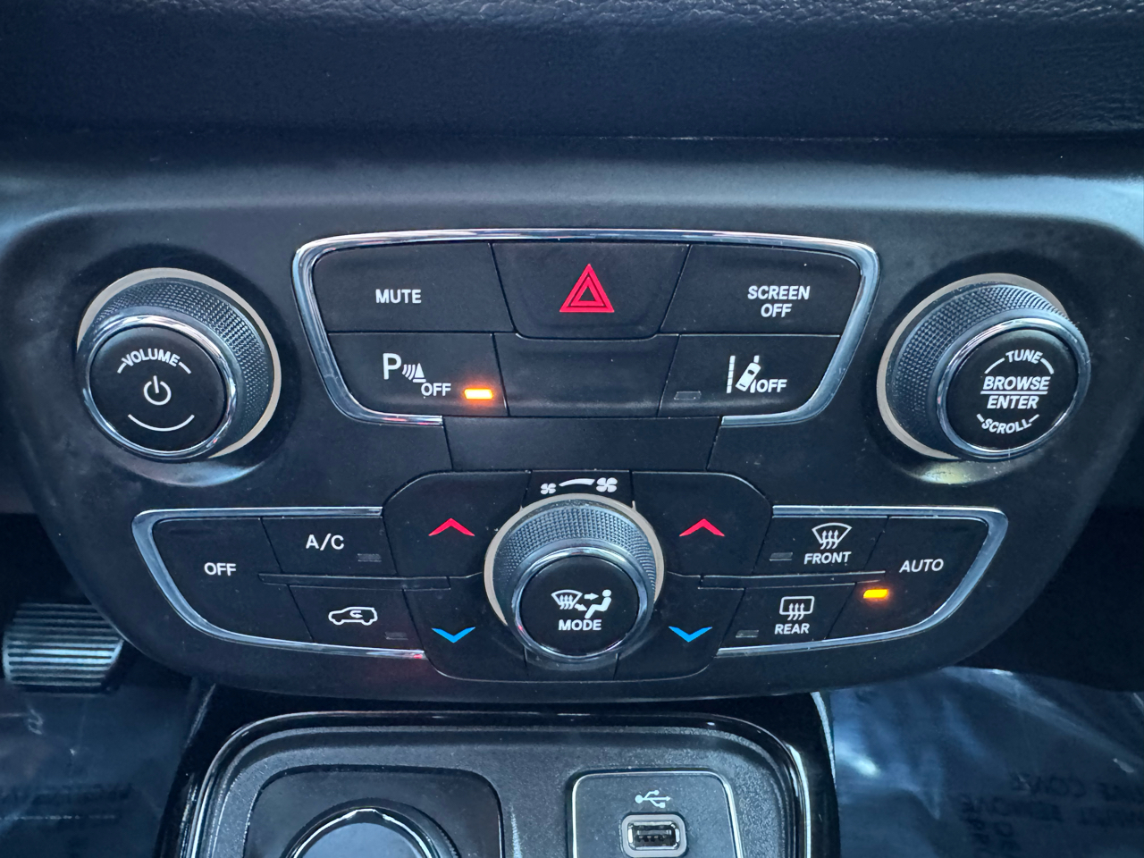 2018 Jeep Compass Limited Image 40 of 59