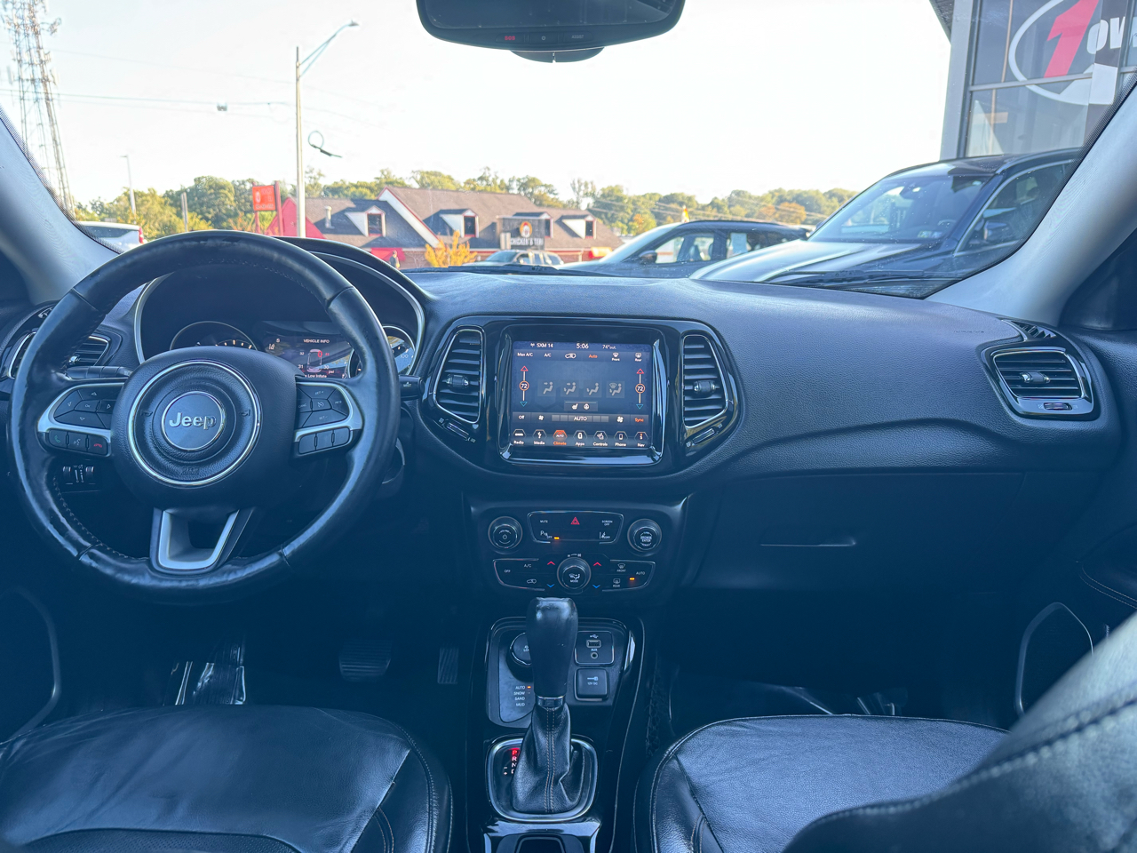 2018 Jeep Compass Limited Image 29 of 59