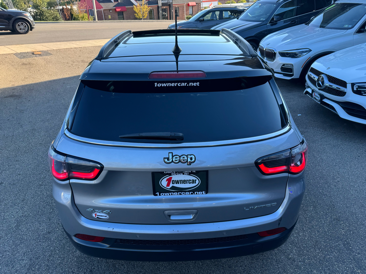 2018 Jeep Compass Limited Image 14 of 59