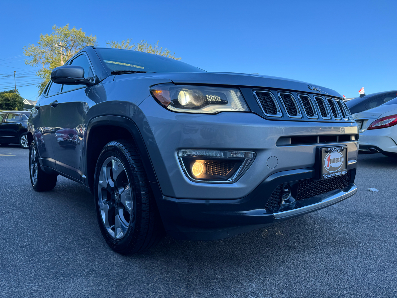 2018 Jeep Compass Limited Image 7 of 59