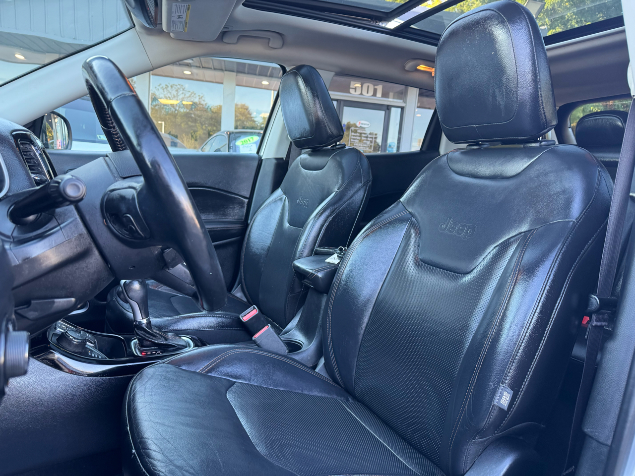 2018 Jeep Compass Limited Image 21 of 59