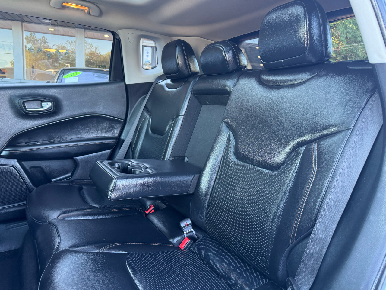 2018 Jeep Compass Limited Image 24 of 59